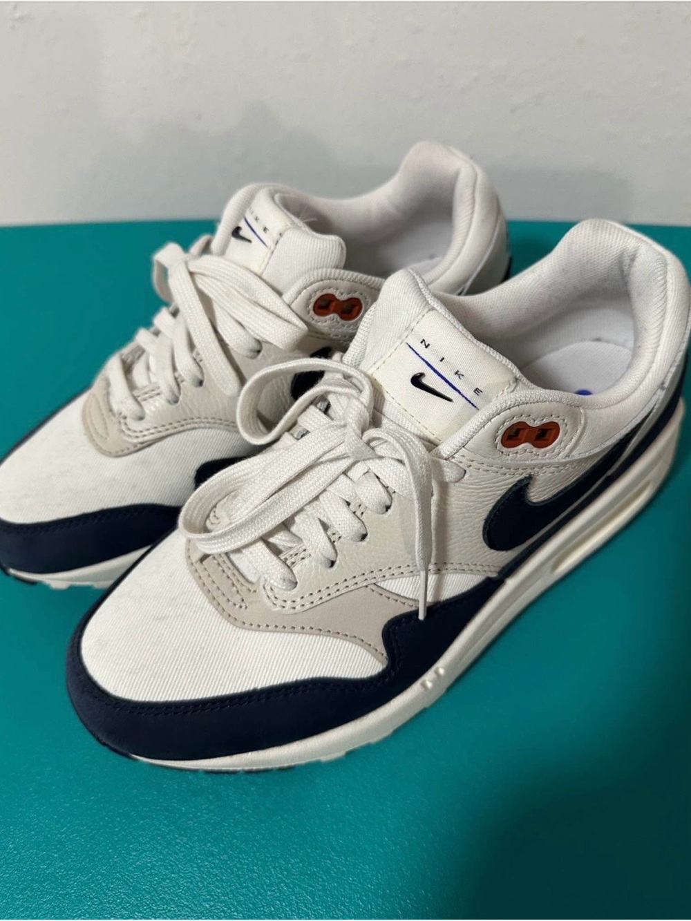 Nike Women's White and Navy Air Max Low-Top Sneakers - Picture 2 of 3